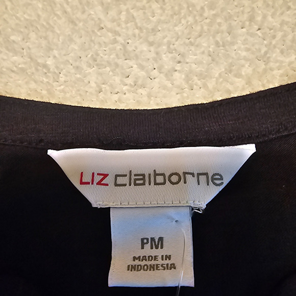 Liz Claiborne Womens Black Cap Sleeve Pullover Top Petite Medium NWT PM - Picture 3 of 9